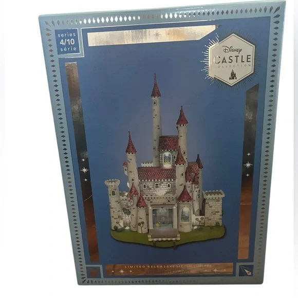Disney Snow White Castle - #4 in Disney Castle Collection - w/lights - Picture 11 of 12